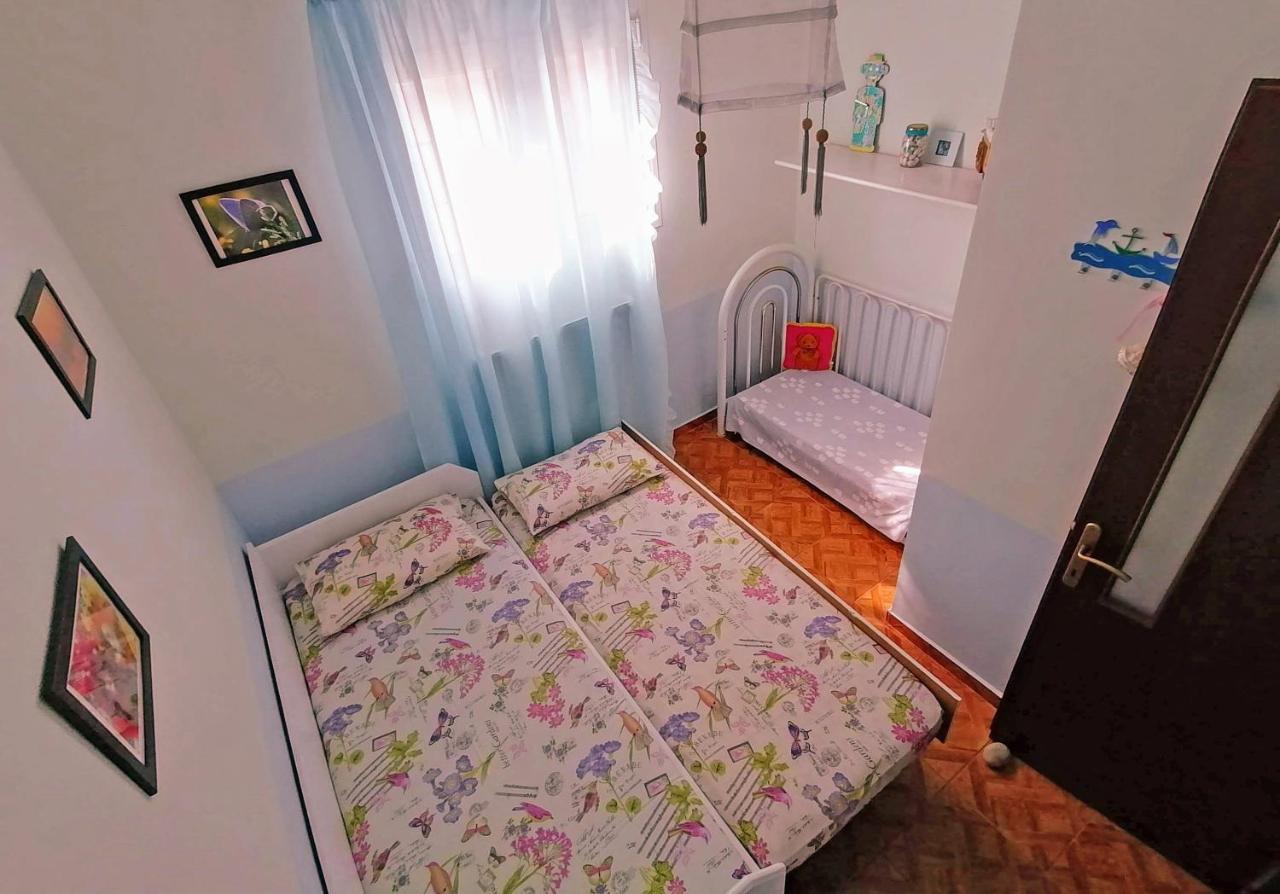 Vanna'S Holiday House Ієрісос Екстер'єр фото